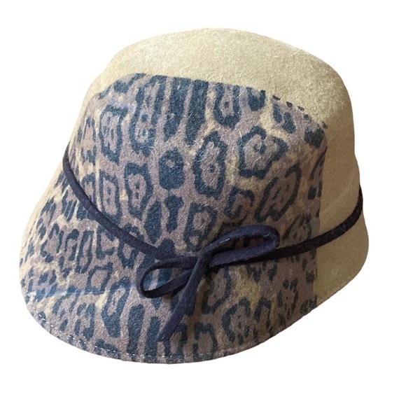 ANTHROPOLOGIE Italian wool Tan brown Leopard Cheetah print HAT